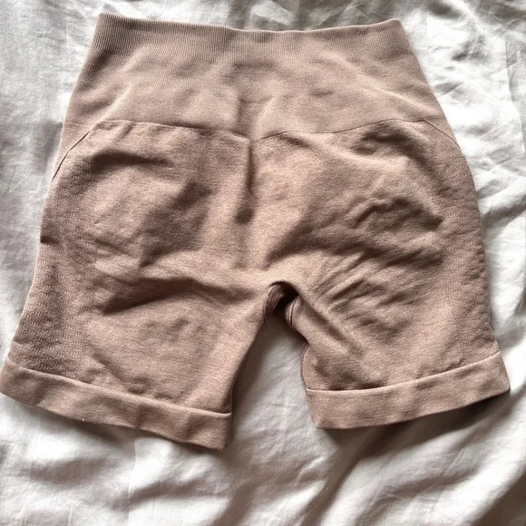 Amplify contour shorts 5” in sand - Picture 4 of 5